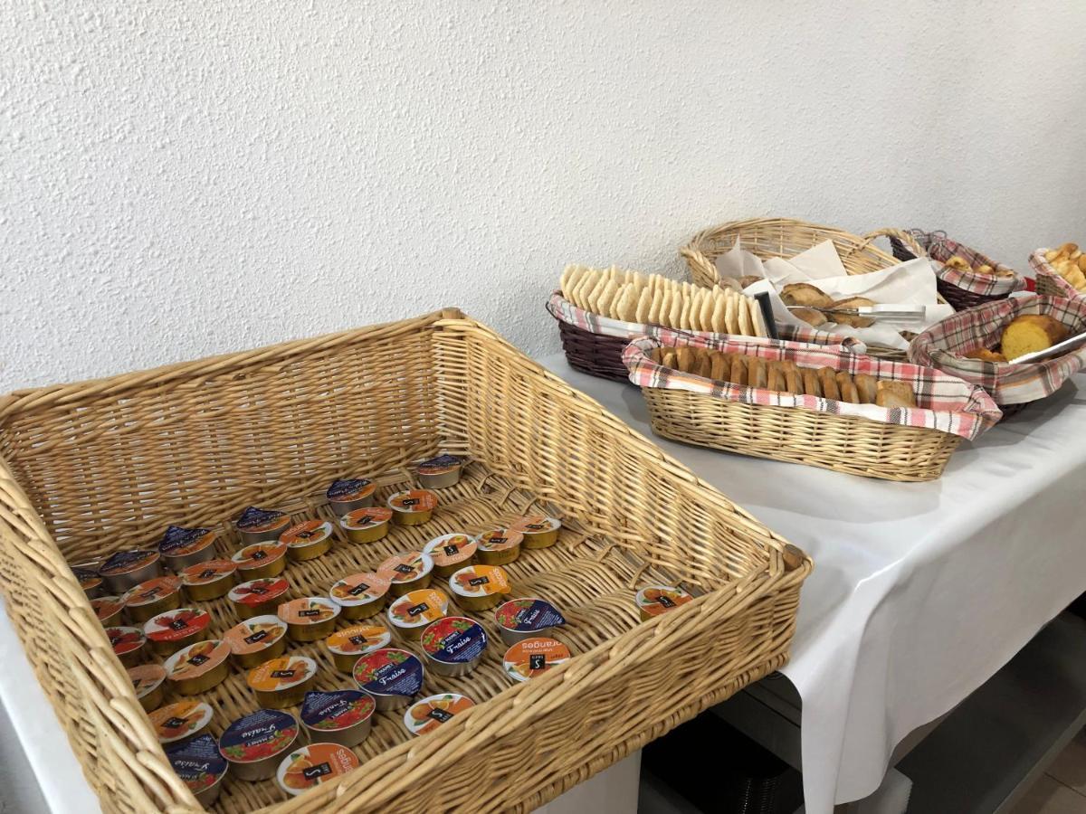 Hotel Triotel La Valette-du-Var Zewnętrze zdjęcie