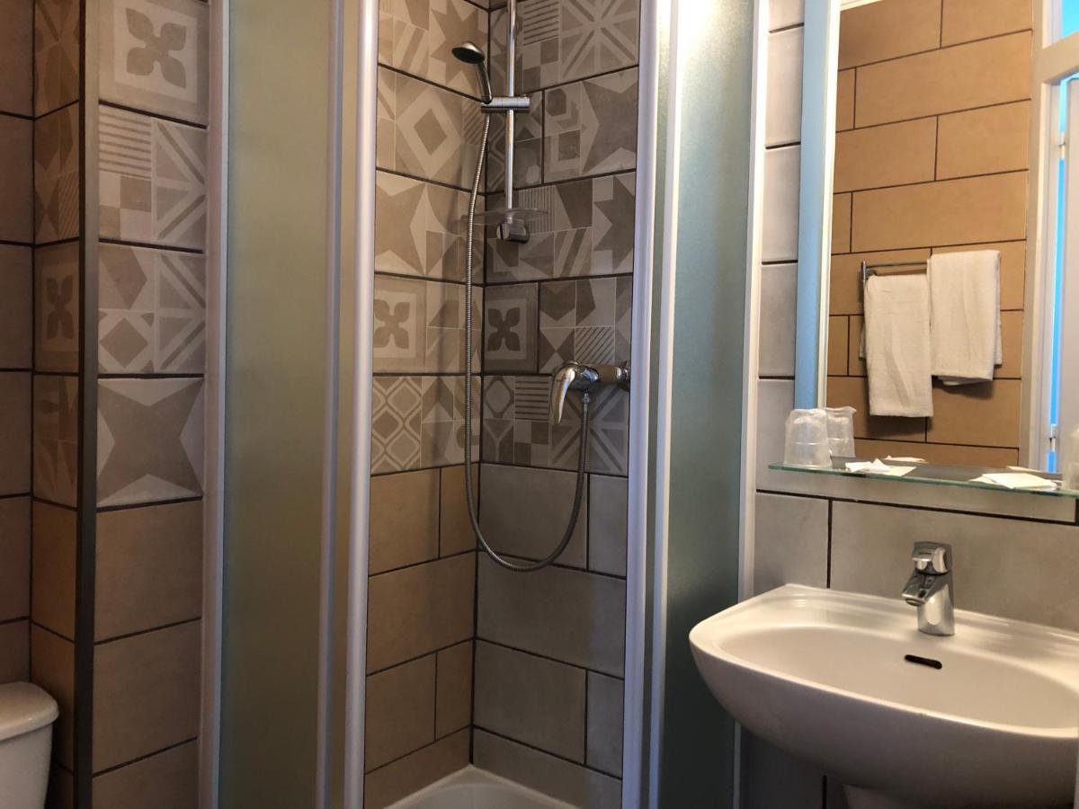 Hotel Triotel La Valette-du-Var Zewnętrze zdjęcie